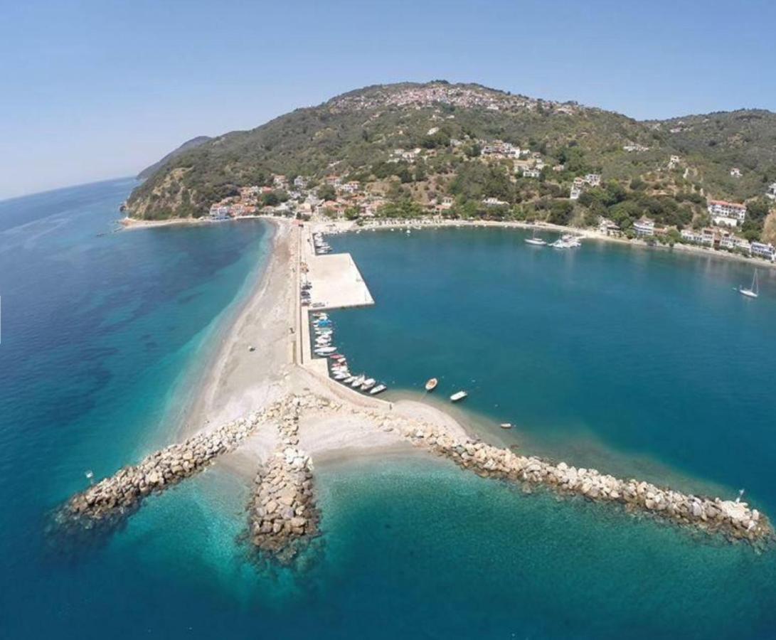 Markamar Loutraki  المظهر الخارجي الصورة